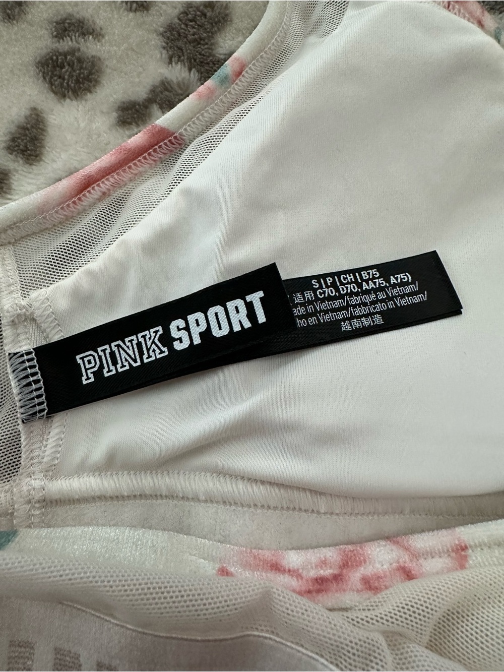 PINK Sport Victoria’s Secret Velvet Ultimately Lightly Lined Bra Cream Floral S - Picture 10 of 17